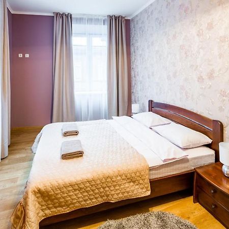 Romari Лесі Українки Apartment Lviv Ngoại thất bức ảnh