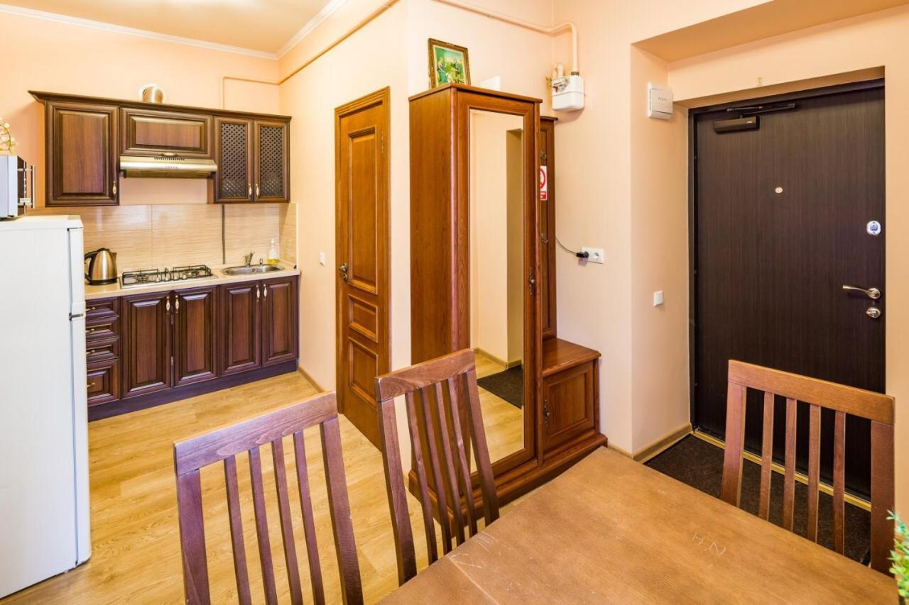 Romari Лесі Українки Apartment Lviv Ngoại thất bức ảnh