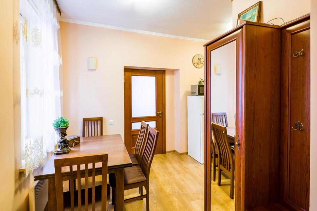 Romari Лесі Українки Apartment Lviv Ngoại thất bức ảnh