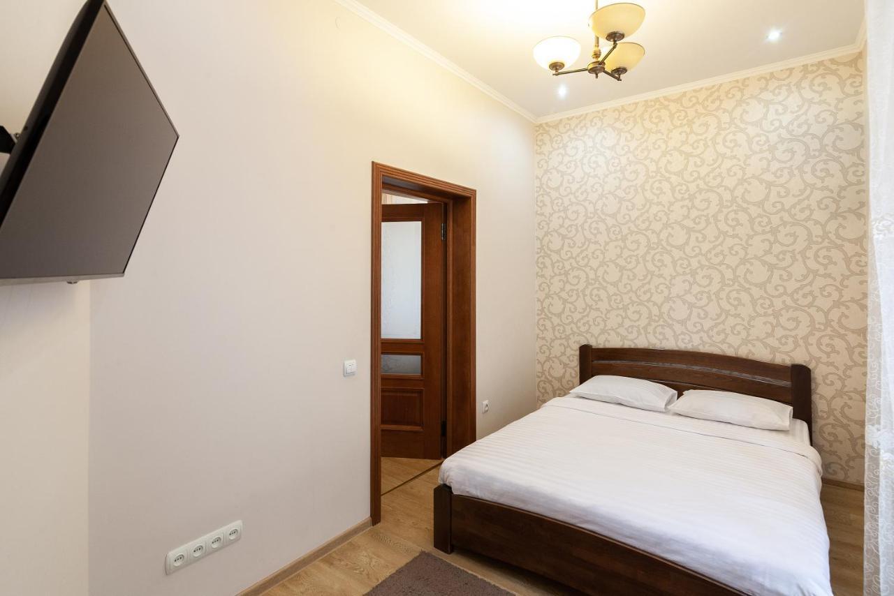 Romari Лесі Українки Apartment Lviv Ngoại thất bức ảnh