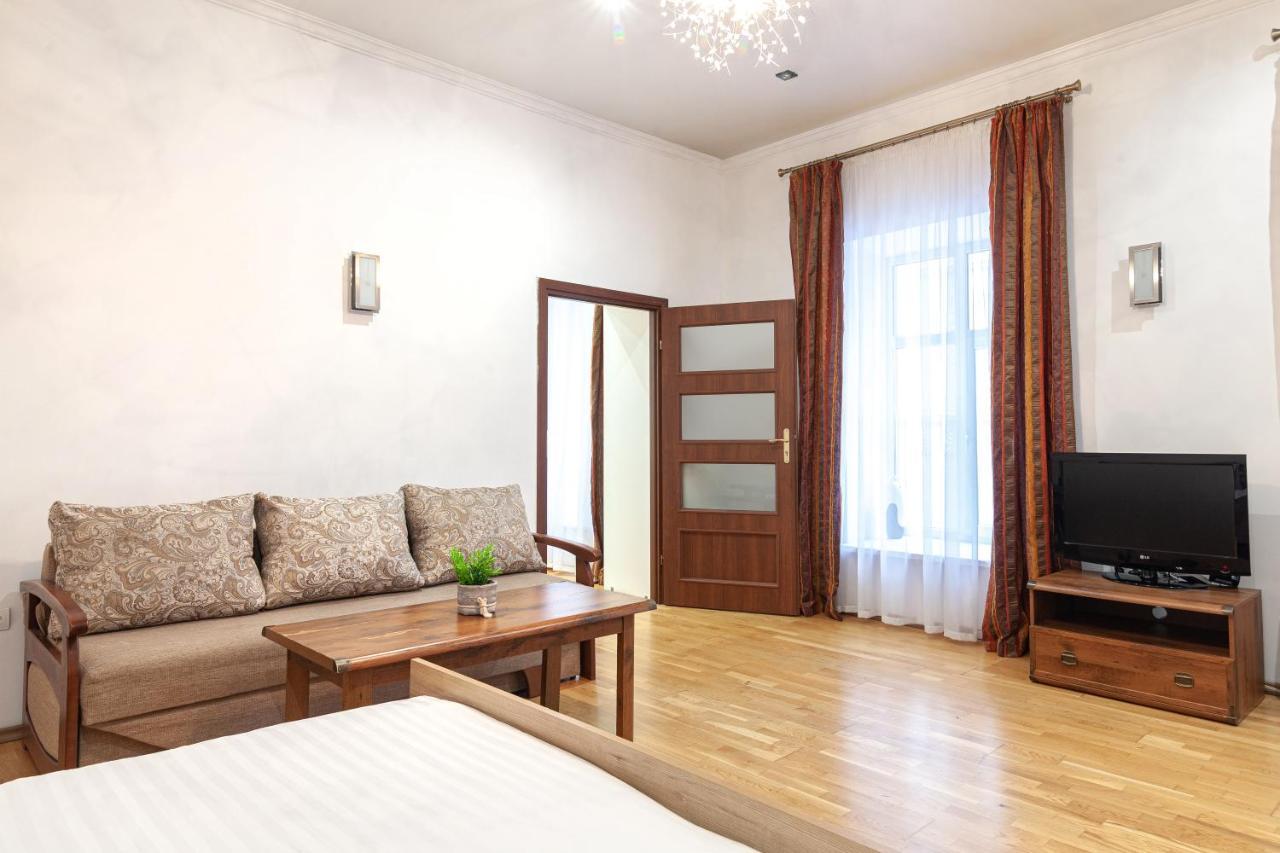 Romari Лесі Українки Apartment Lviv Ngoại thất bức ảnh