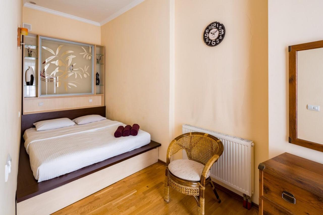 Romari Лесі Українки Apartment Lviv Ngoại thất bức ảnh
