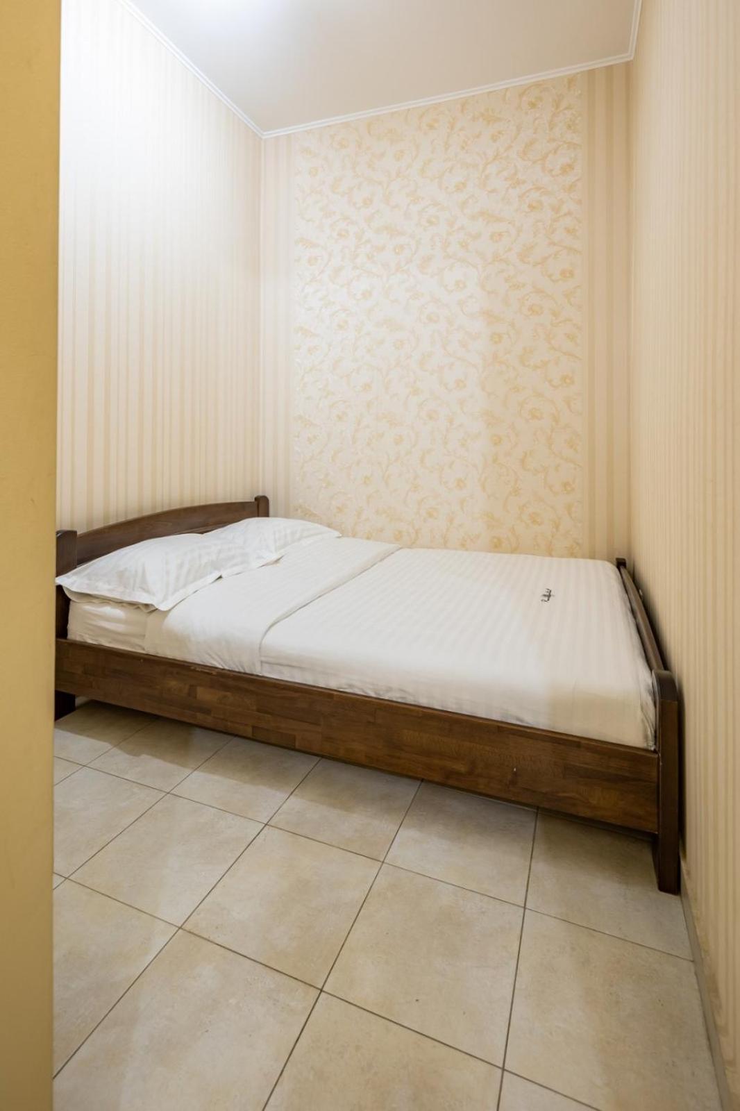 Romari Лесі Українки Apartment Lviv Ngoại thất bức ảnh